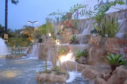 Réplicas de pedras naturais resistentes e 10 vezes mais leves