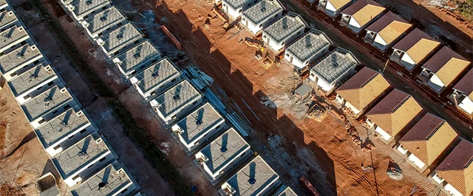 foto aérea de um canteiro de obras do minha casa minha vida