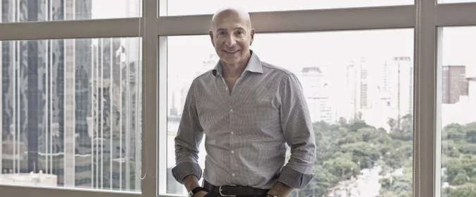 foto do novo presidente do sinduscon sp