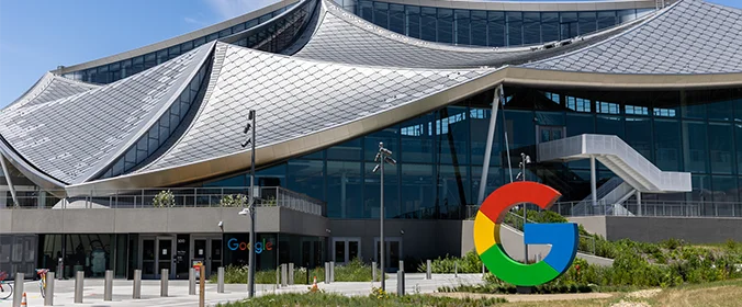 foto de fachada do campus do Google, na Califórnia
